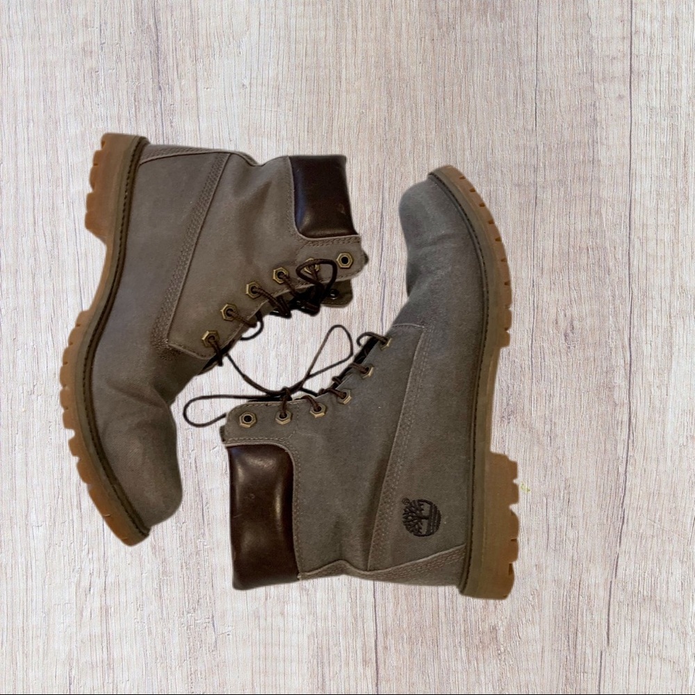 Preowned women’s Timberland boots sz9.5